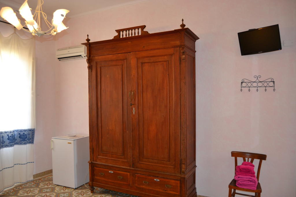 S'Attobiu B&B And Guest-Houses Teulada Chambre photo